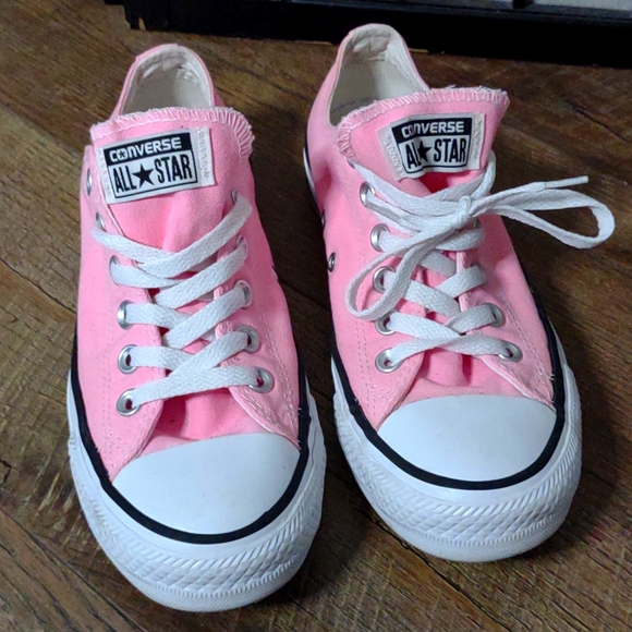 Converse Shoes - Converse/Adidas Pink